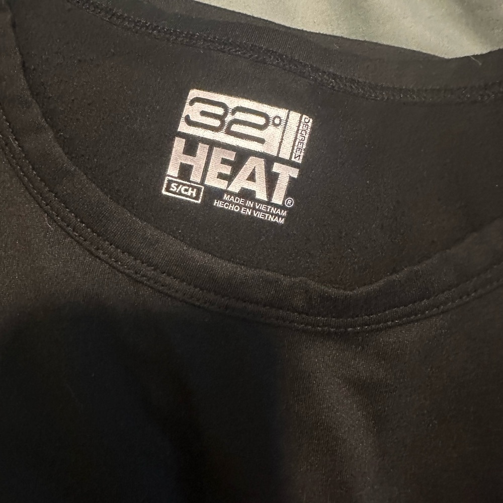2 - 32 Degrees Heat Black Long Sleeves